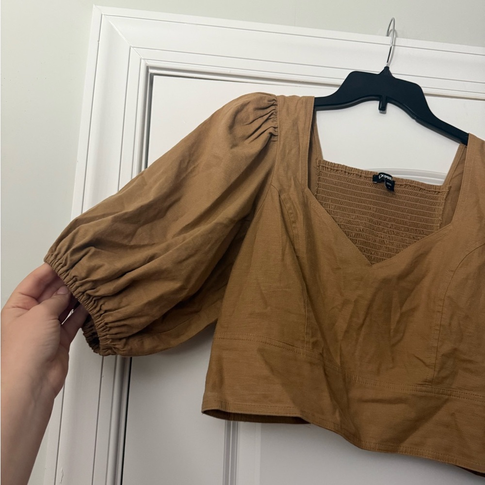 Express Puff Sleeve Linen blend brown shirt with smocked back EUC - Picture 2 of 6